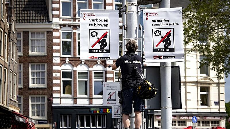 End of an era: Amsterdam bans smoking weed in the old center