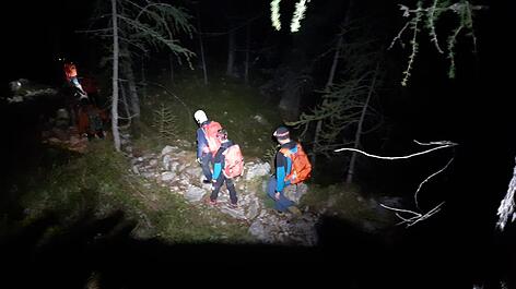 Bergsteiger in der Nacht aus Bergnot gerettet