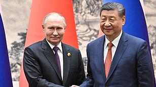 Wladimir Putin bei seinem Treffen mit Xi Jinping