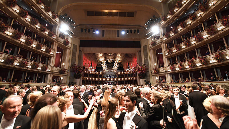 Opera ball: celebrity guests in the starting blocks