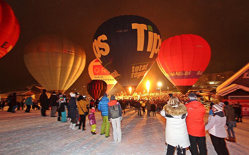 Nacht der Ballone in Gosau