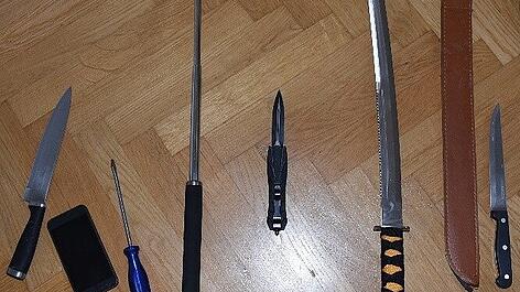 Einbrecher in Wien griff Polizisten mit Samurai-Schwert an