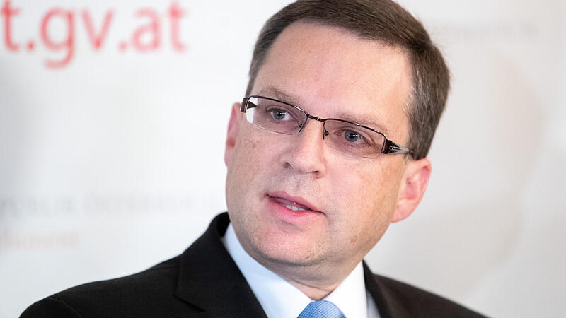 Papamonat: ÖVP will zunächst EU-Richtlinie abwarten