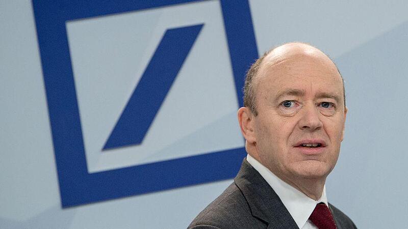 Deutsche Bank stimmt ihre 100.000 Mitarbeiter auf härteren Sparkurs ein