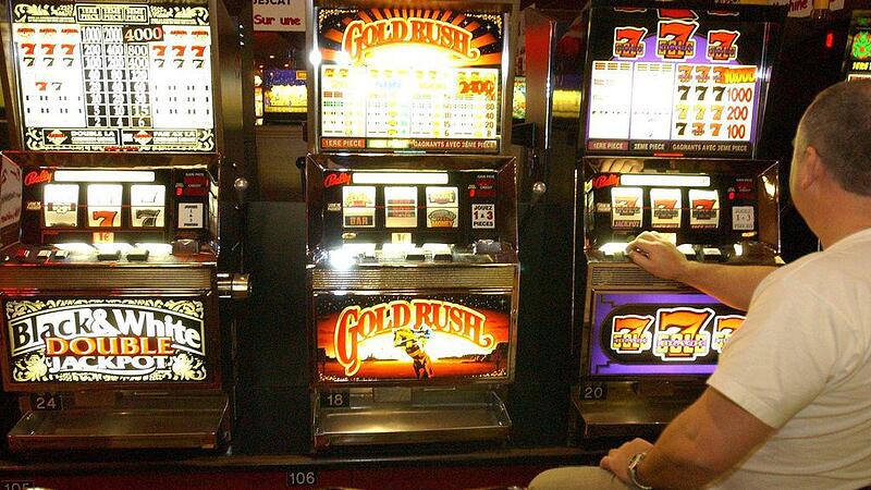 Behörde greift jetzt gegen Betreiber illegaler Glücksspielautomaten durch