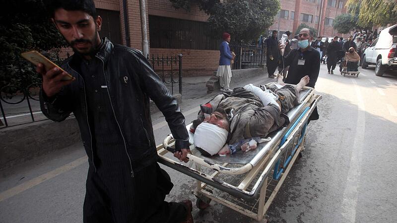 Nearly 60 dead in Pakistan attack