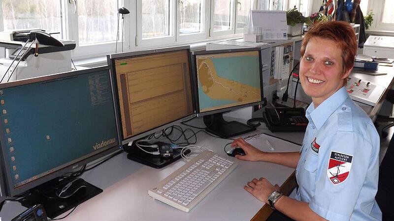 Helga Perz ist die erste Frau an den Schalthebeln der Donauschleusen