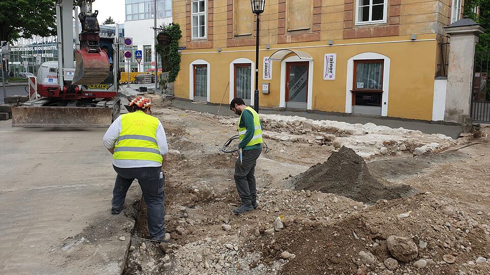 Archäologen fanden am Brucknerplatz eines der größten Stadttore Steyrs