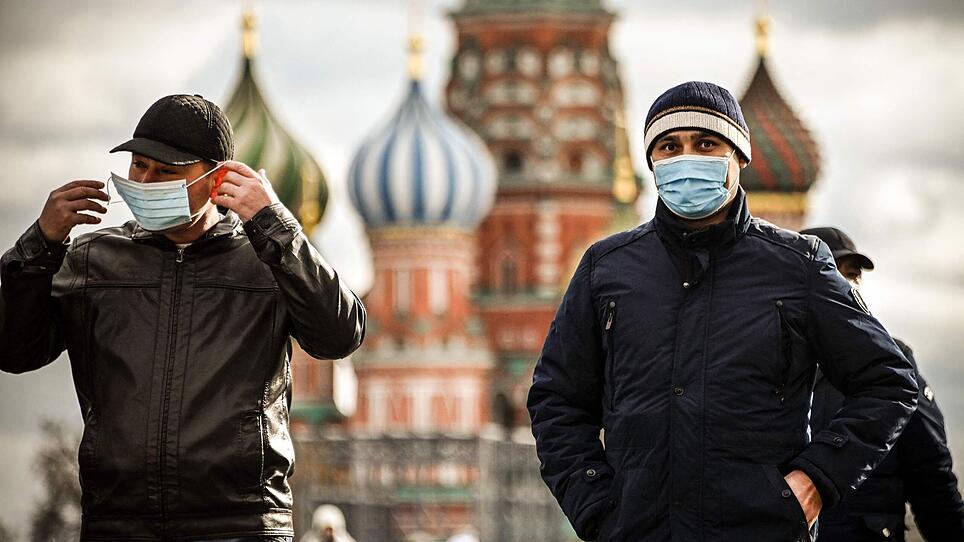 TOPSHOT-RUSSIA-HEALTH-VIRUS