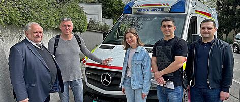 Ebenseer spenden der Ukraine einen Rettungswagen