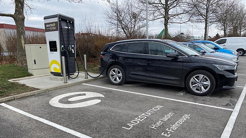 Charging stations: a long way to full supply