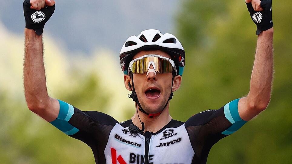 Giro: Yates macht mit Etappensieg Boden gut