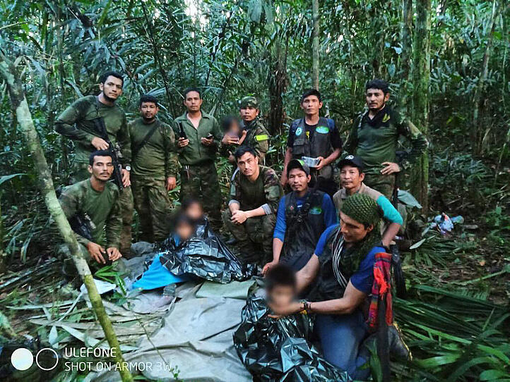 Kinder nach Flugzeugabsturz im Dschungel gerettet