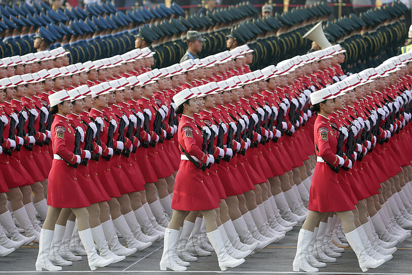 China feiert mit riesiger Militärparade