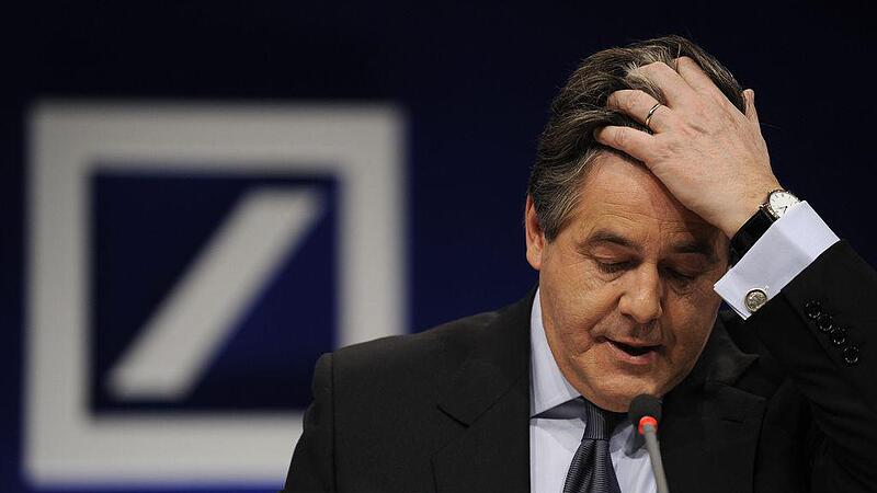 Rundumschlag von Fitch: Auch Deutsche Bank herabgestuft