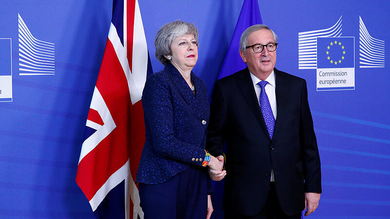 EU und Großbritannien starten neuen Rettungsversuch für geregelten "Brexit"