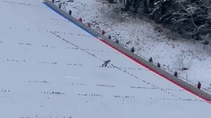 Maximilian Steiner springt 236 Meter am Kulm