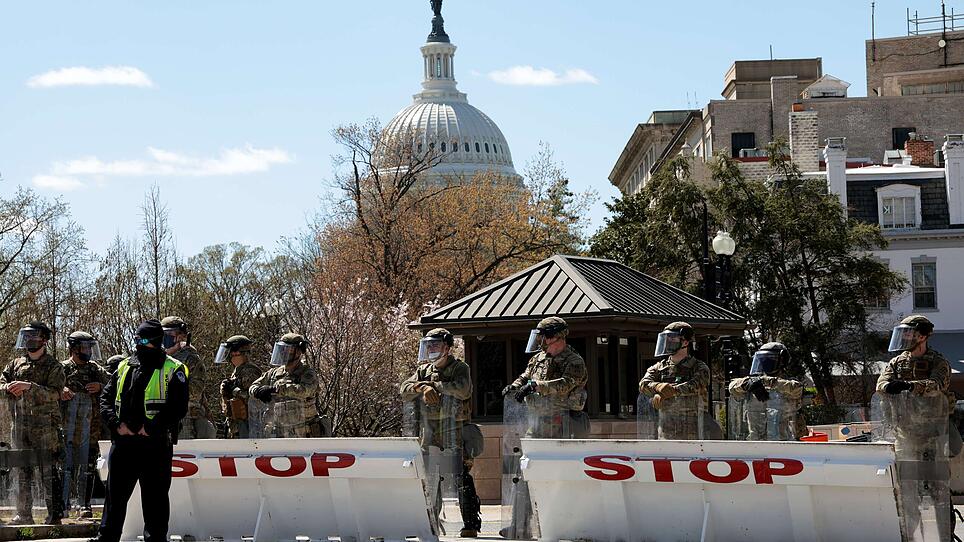 US-U.S.-CAPITOL-ON-LOCKDOWN-DUE-TO-EXTERNAL-SECURITY-THREAT