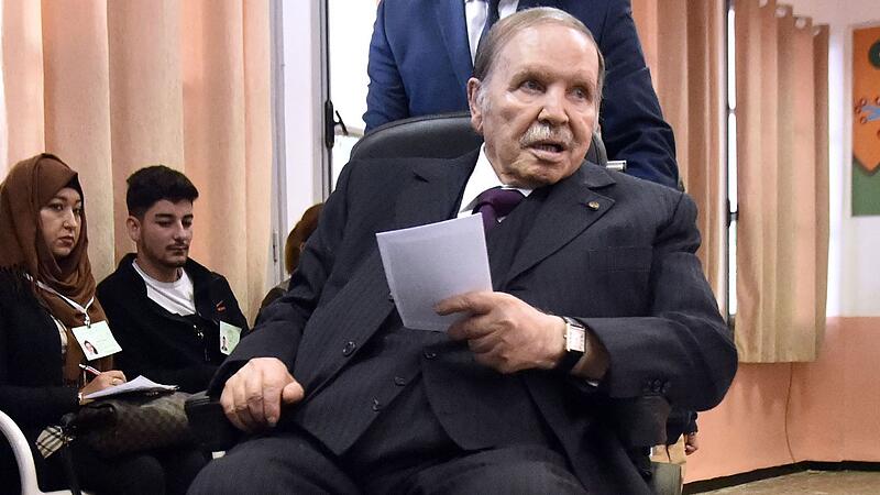 Algerien: Militär will Bouteflika absetzen lassen