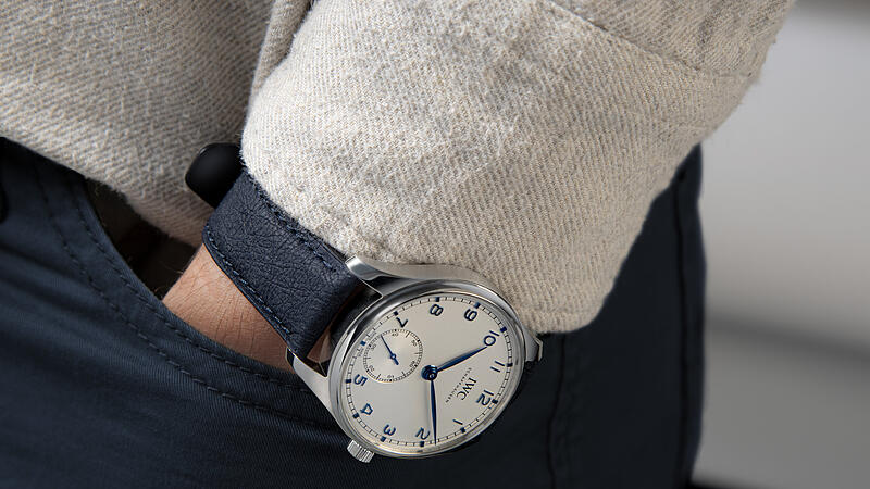 IWC Schaffhausen präsentiert neue TimberTex-Uhrenarmbänder, die aus einem Material auf Papierbasis hergestellt werden