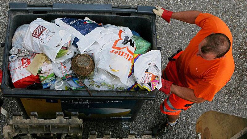 Land will die Entsorgung betrieblicher Abfälle wieder verstaatlichen