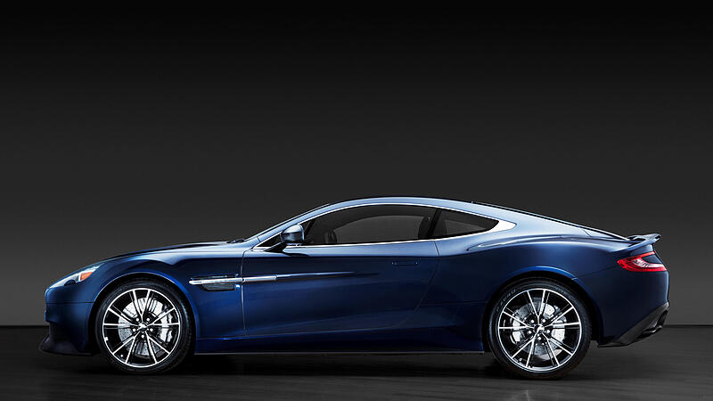 Der Preis für Daniel Craigs mitternachtsblauen Aston Martin wird auf mindestens 400.000 Dollar geschätzt