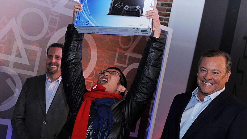 XBox gegen Playstation: Sony-Werk Thalgau mischt in Milliarden-Duell mit