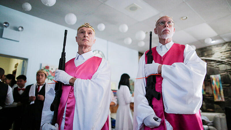 US-Kirche feierte Gottesdienst für Sturmgewehr AR-15