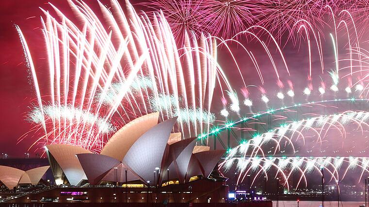 Sydney begrüßt 2023 mit gewaltigem Feuerwerk