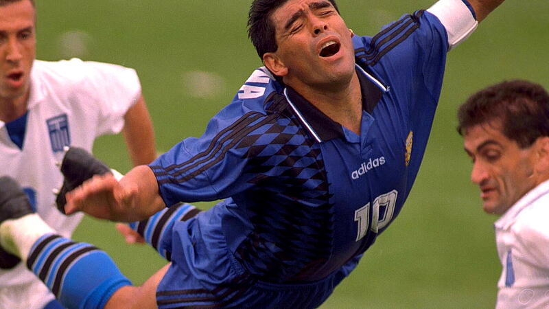 FILE PHOTO: 1994 FIFA World Cup - Group D - Argentina v Greece - Foxboro Stadium, Boston