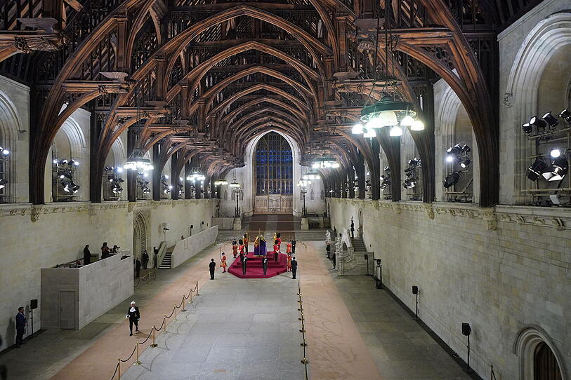 Queen-Abschied: Die Westminster Hall ist leer
