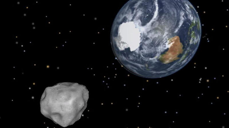 130.000-Tonnen-Asteroid fliegt an Erde vorbei