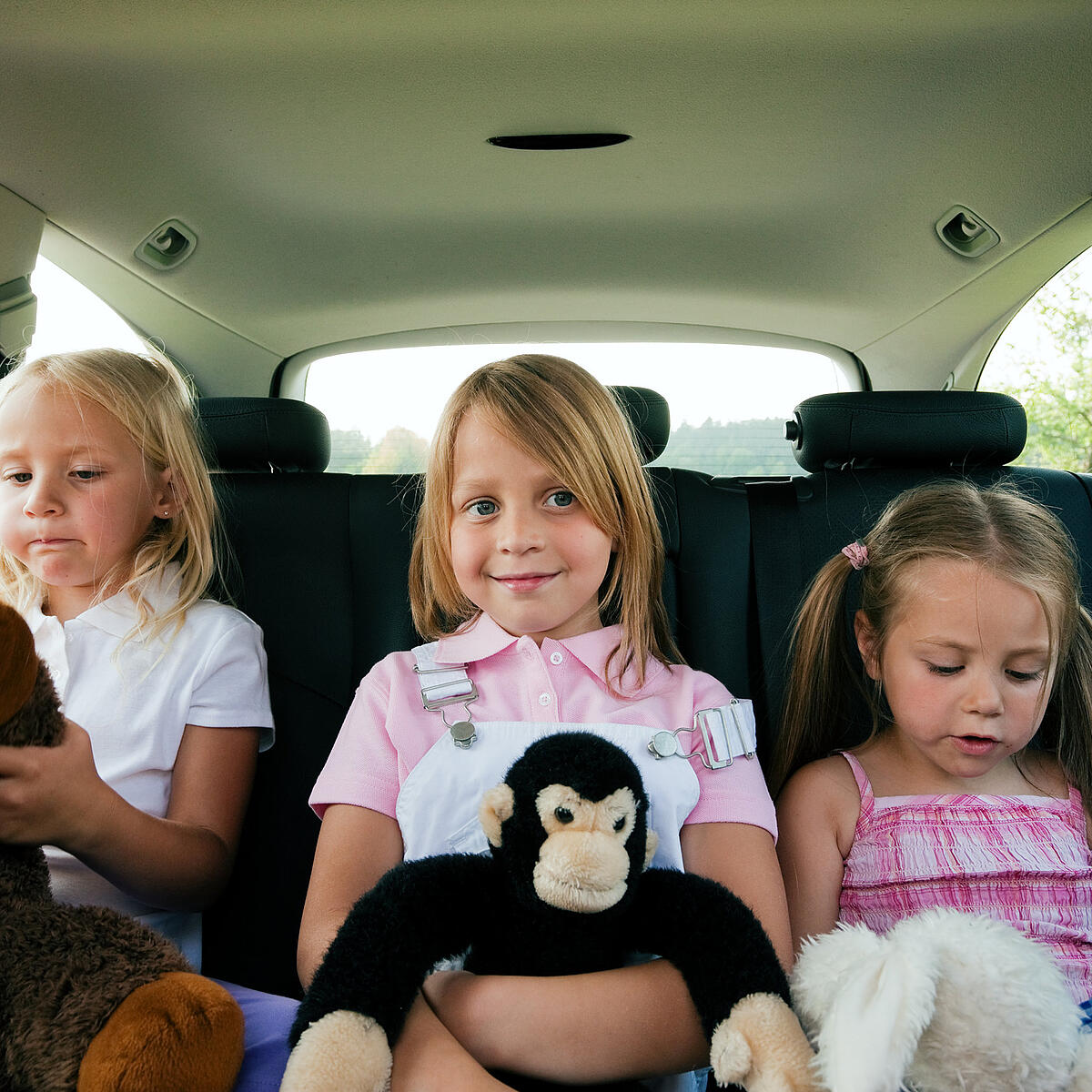 Kindersicherung im Auto: Ab 1,35 Meter genügt der Gurt