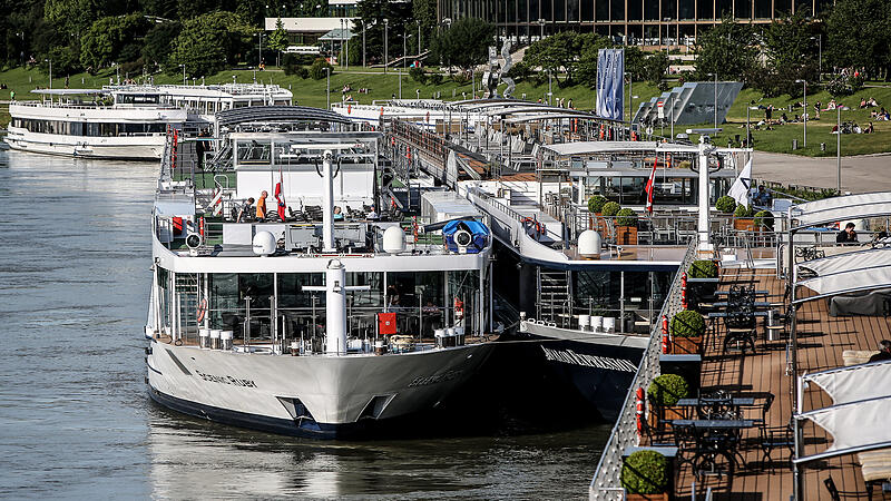 Konflikt um Schifffahrt: Luger will Busse aus dem Donaupark aussperren