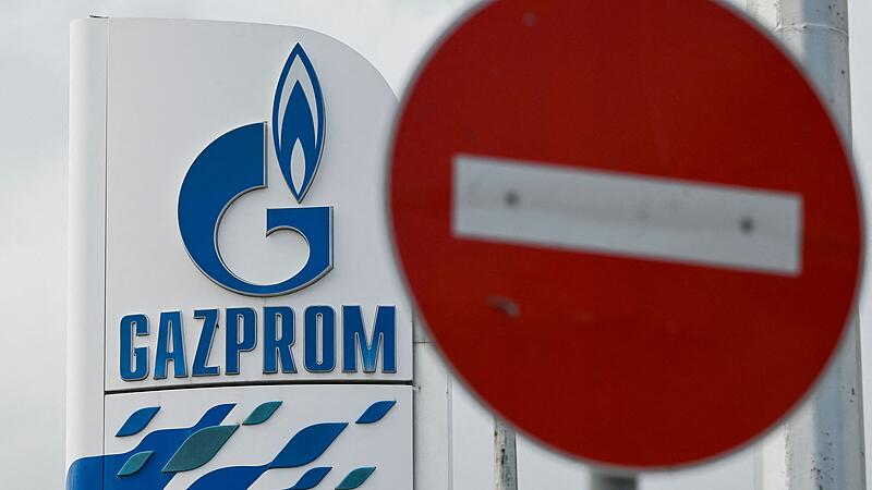 From green plants to pipeline maps: inventory from Gazprom Austria under the hammer