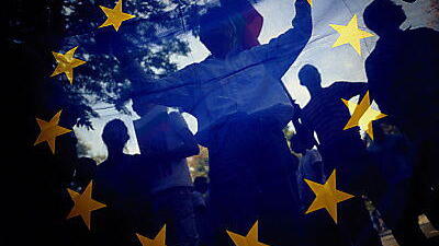 Streit EU-Frankreich wegen Roma-Ausweisungen