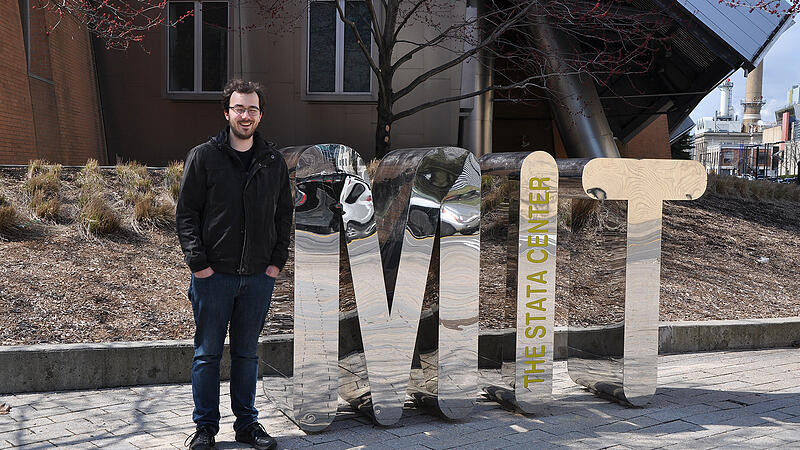 FH-Student forscht am berühmten MIT in Boston