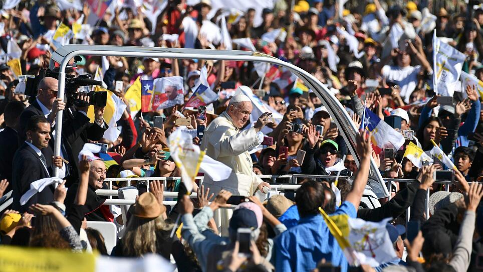 Papst Franziskus bat um Vergebung für die Sexualverbrechen eines Priesters