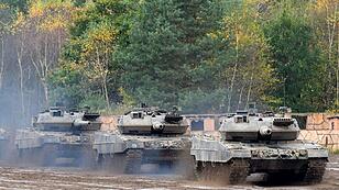 FILES-GERMANY-UKRAINE-RUSSIA-CONFLICT-NATO-WEAPONS-LEOPARD