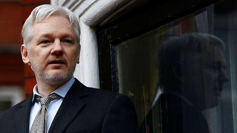 Schweden dürfen Julian Assange in Botschaft verhören