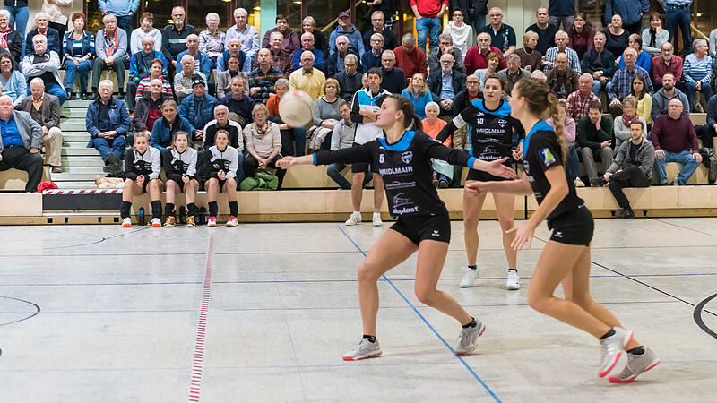 Nußbachs Damen holen sich gegen das eigene Männerteam den letzten Schliff