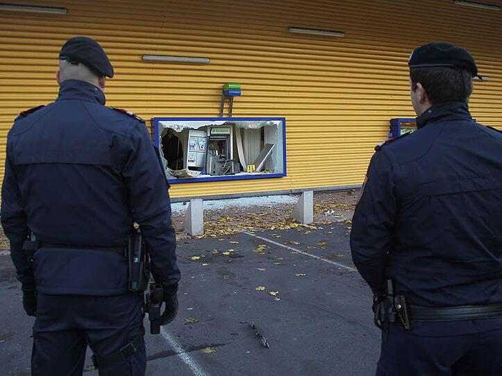 Bankomat in Linz gesprengt