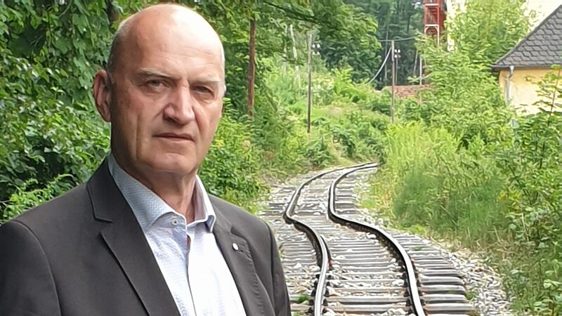 Verbogene Schienen der Steyrtalbahn: Sogar die Adventfahrten sind in Gefahr