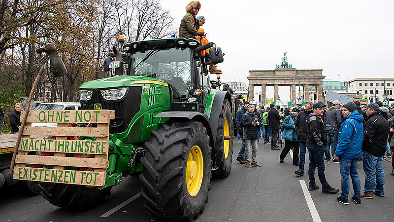 Deutsche Bauernproteste sind in Fahrt - Konvois, Demos und Blockaden
