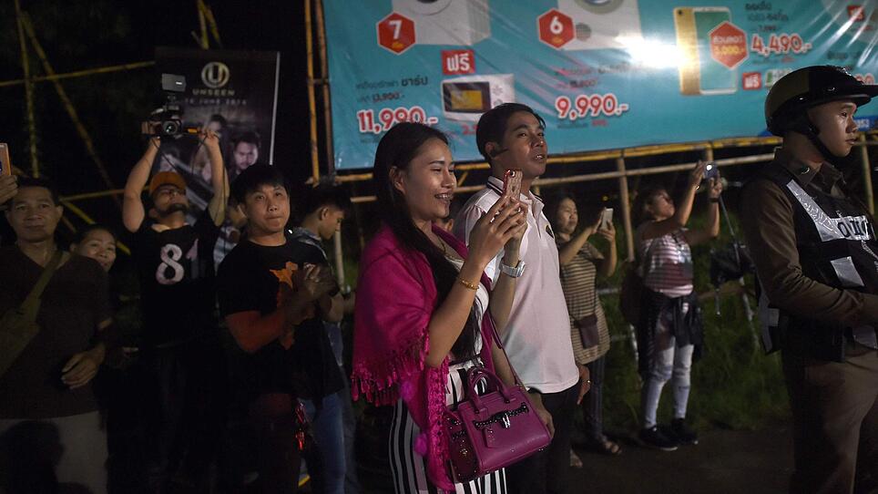 Höhlen-Drama in Thailand: Die ersten Buben gerettet