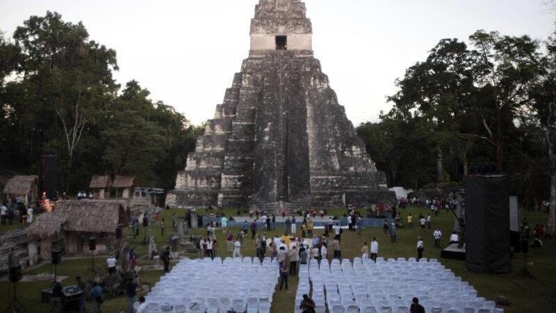 Tikal Fest-Vorbereitungen