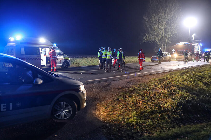 Zwei Verletzte nach Frontalkollision in Grieskirchen