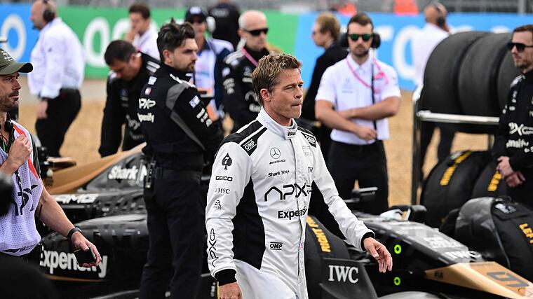 Brad Pitt im Rennanzug: Dreharbeiten zu Formel-1-Film in Silverstone
