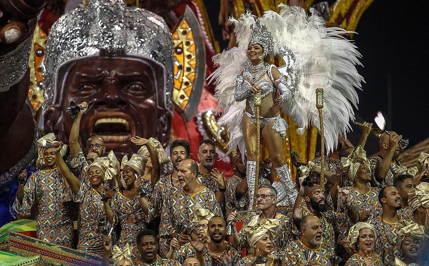 Karneval in Rio: Parade der Sambaschulen