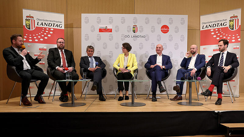 In der Vorwoche fand Demokratiesymposium mit Diskussion aller Landtagsklubobleute statt.